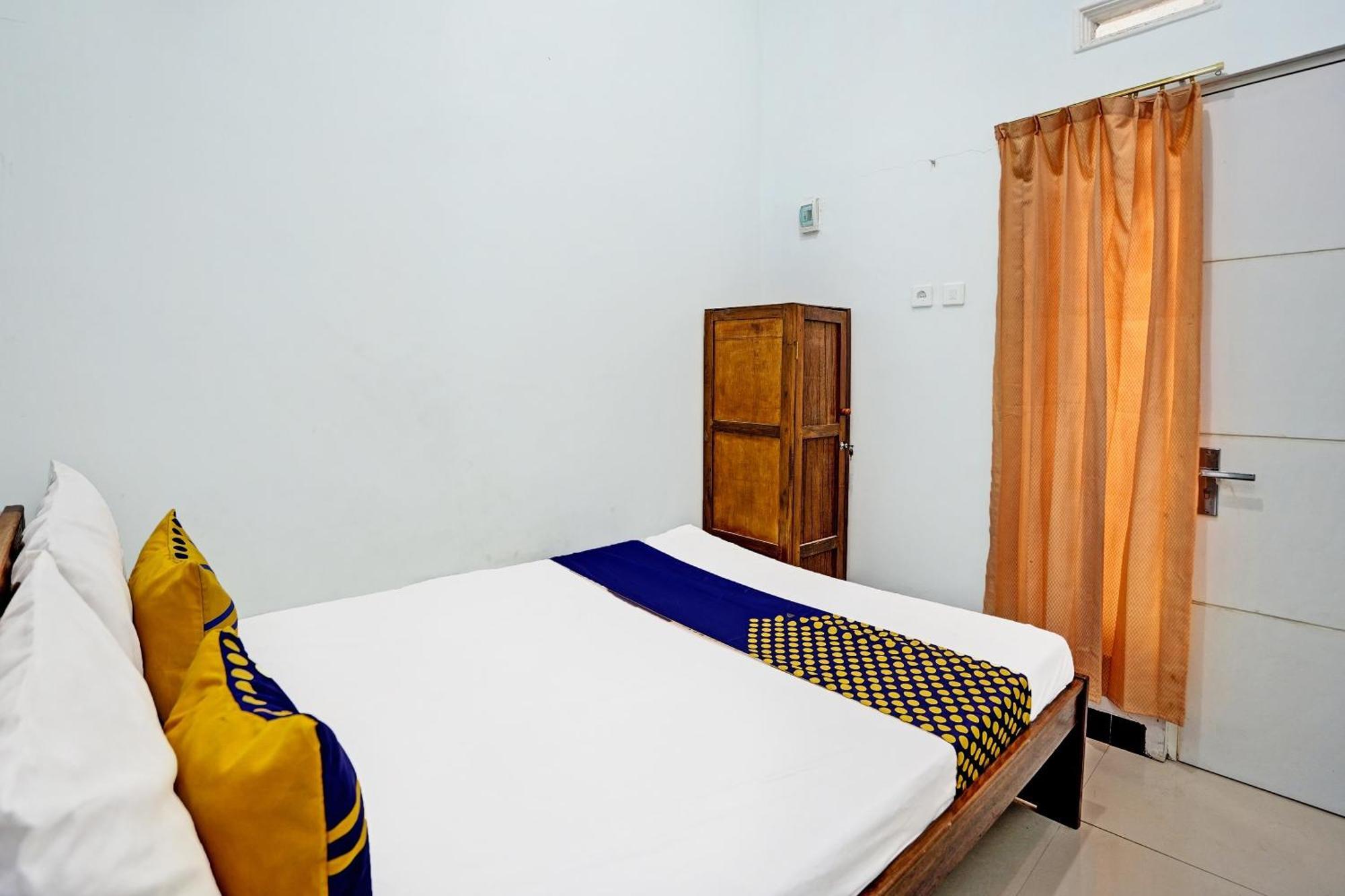 Oyo Life 91866 Paradise Ok Kost Syariah Mojokerto Exterior foto